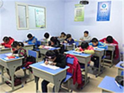 武汉滴水学堂教育咨询 专业化产品助力教育咨询发展